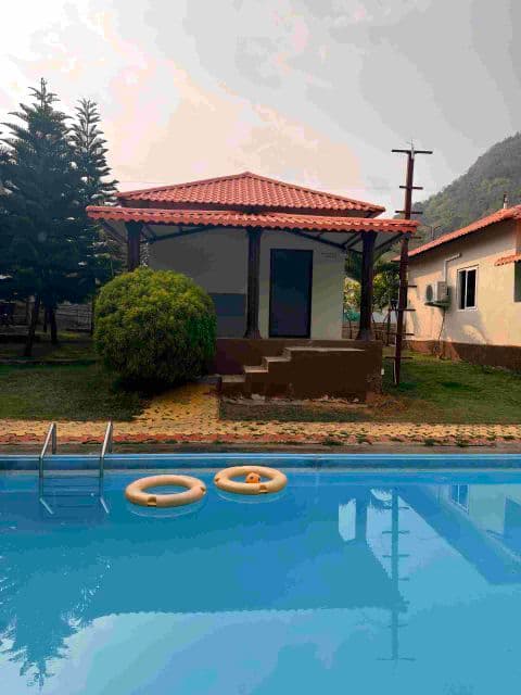Deluxe Cottage 3 image 1