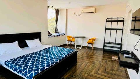 Premium Villa 1 image 2